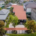 Nhà mái ngói kiến trúc hiện đại tại Hà Nội