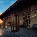 Thiết kế nhà mái ngói ven sông Hồng Hà nội phong cách cổ trang